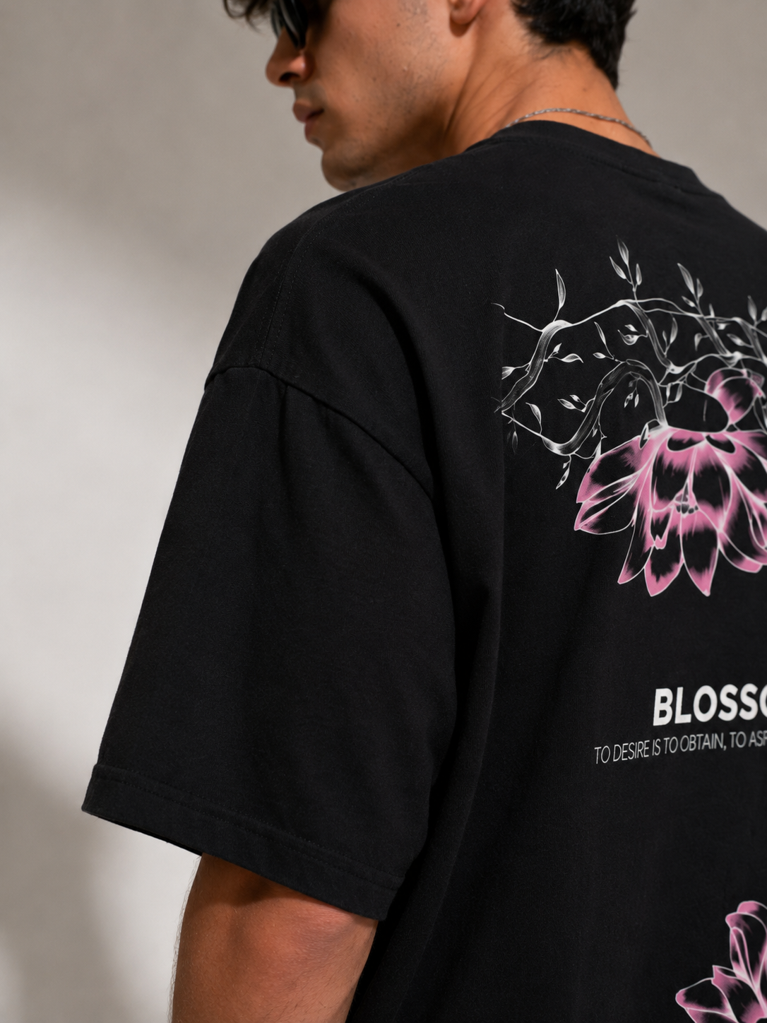 LOTUS T-SHIRT